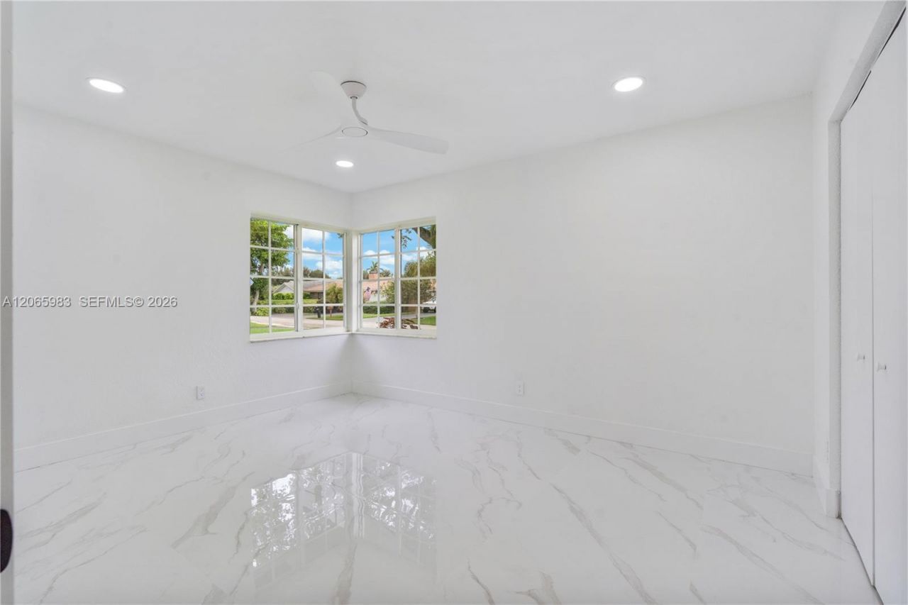 695 NW 107th Ln, Coral Springs, FL 33071 Photo