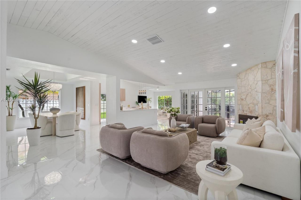 695 NW 107th Ln, Coral Springs, FL 33071 Photo