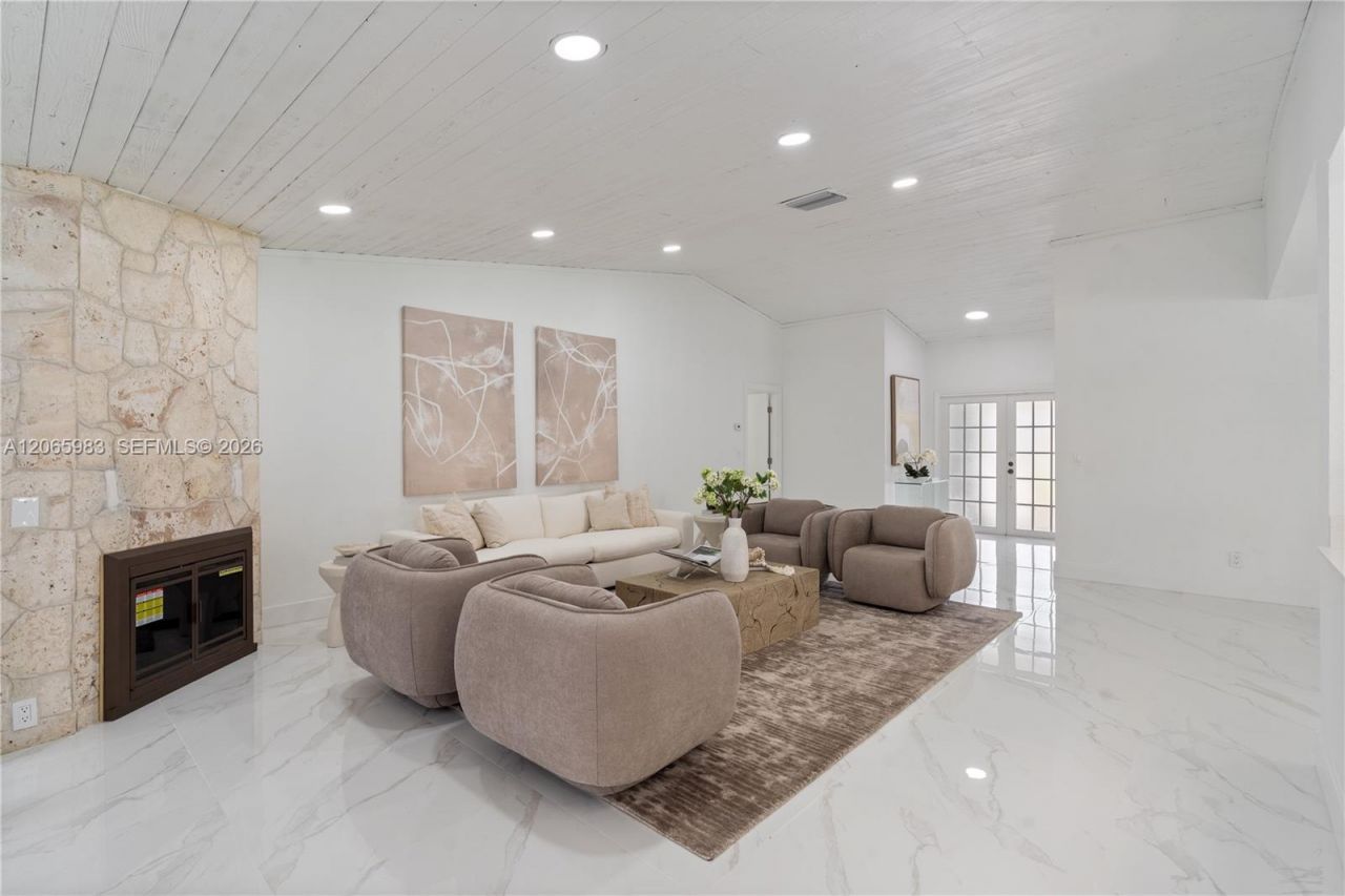 695 NW 107th Ln, Coral Springs, FL 33071 Photo