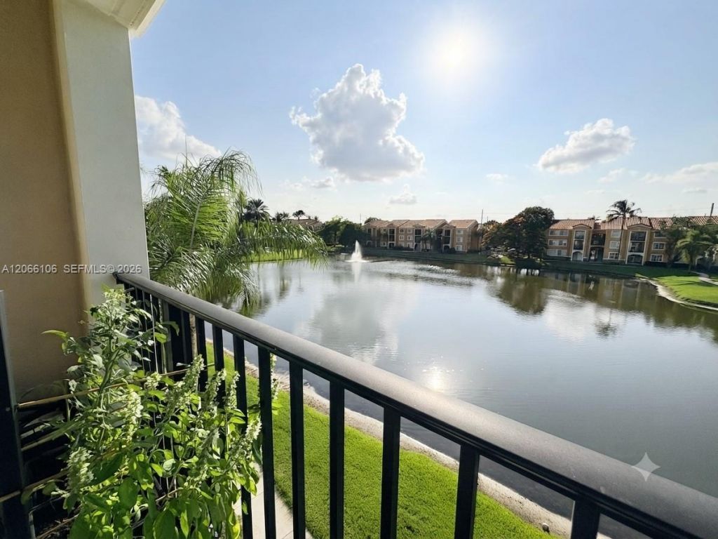 2200 E Preserve Way , Unit 306, Miramar, FL 33025 Photo