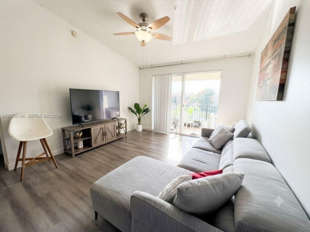 2200 E Preserve Way , Unit 306, Miramar, FL 33025 Photo