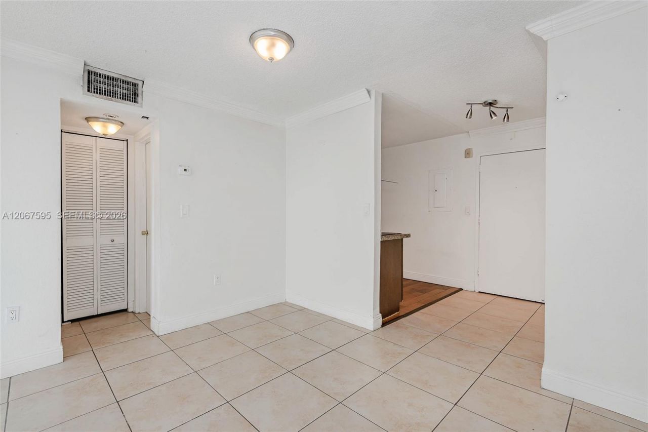 1805 Sans Souci Blvd, Unit 532, North Miami, FL 33181 Photo
