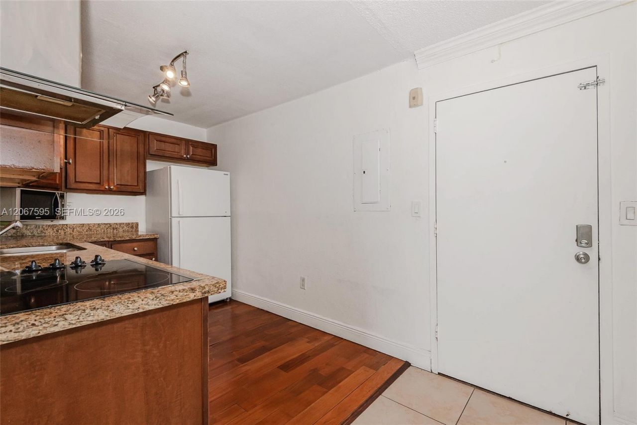 1805 Sans Souci Blvd, Unit 532, North Miami, FL 33181 Photo