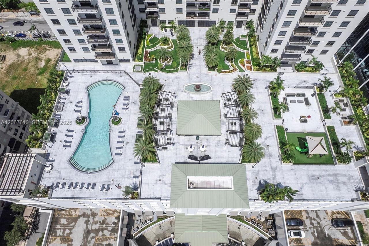 999 SW 1st Ave , Unit 2115, Miami, FL 33130 Photo