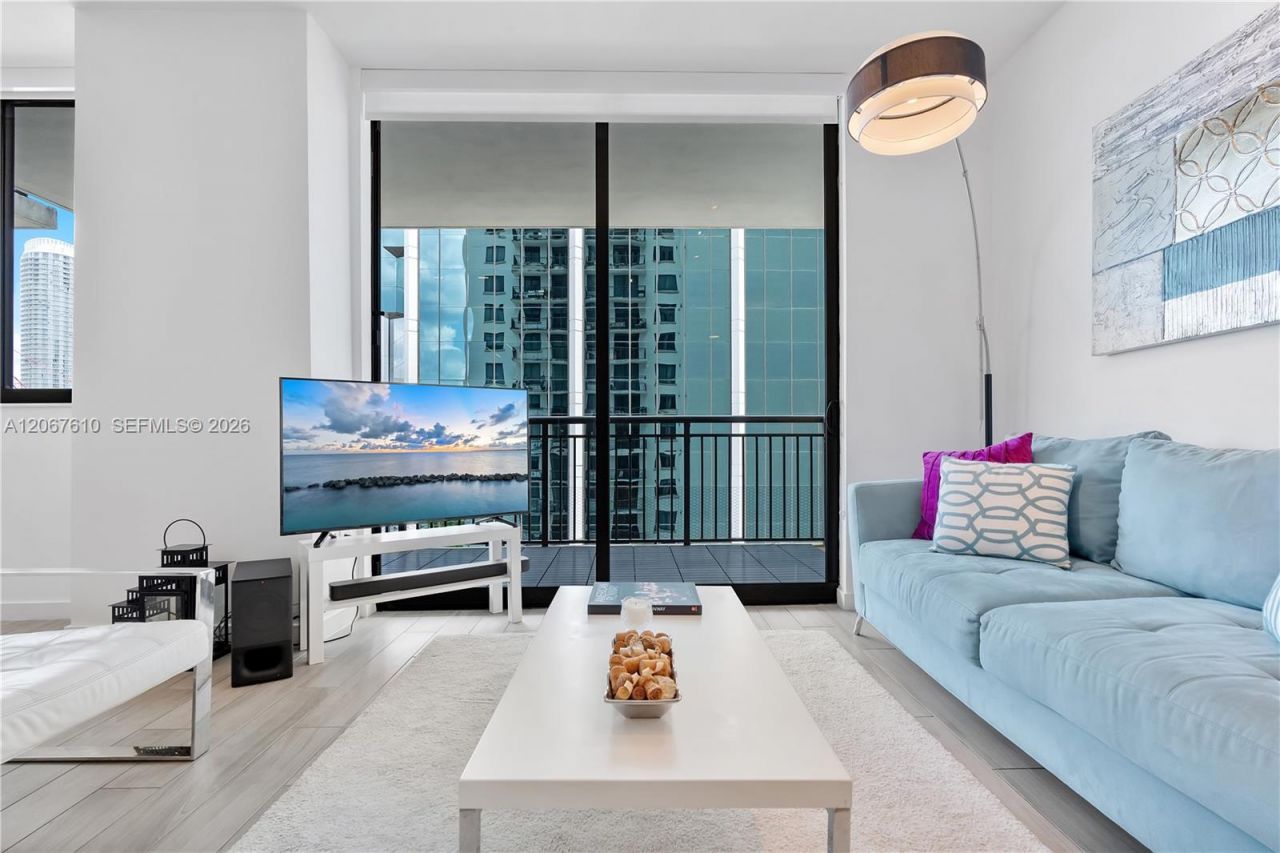 999 SW 1st Ave , Unit 2115, Miami, FL 33130 Photo