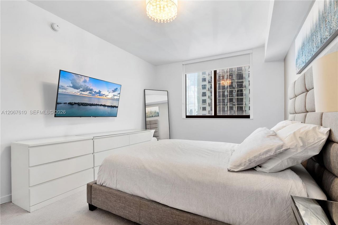 999 SW 1st Ave , Unit 2115, Miami, FL 33130 Photo