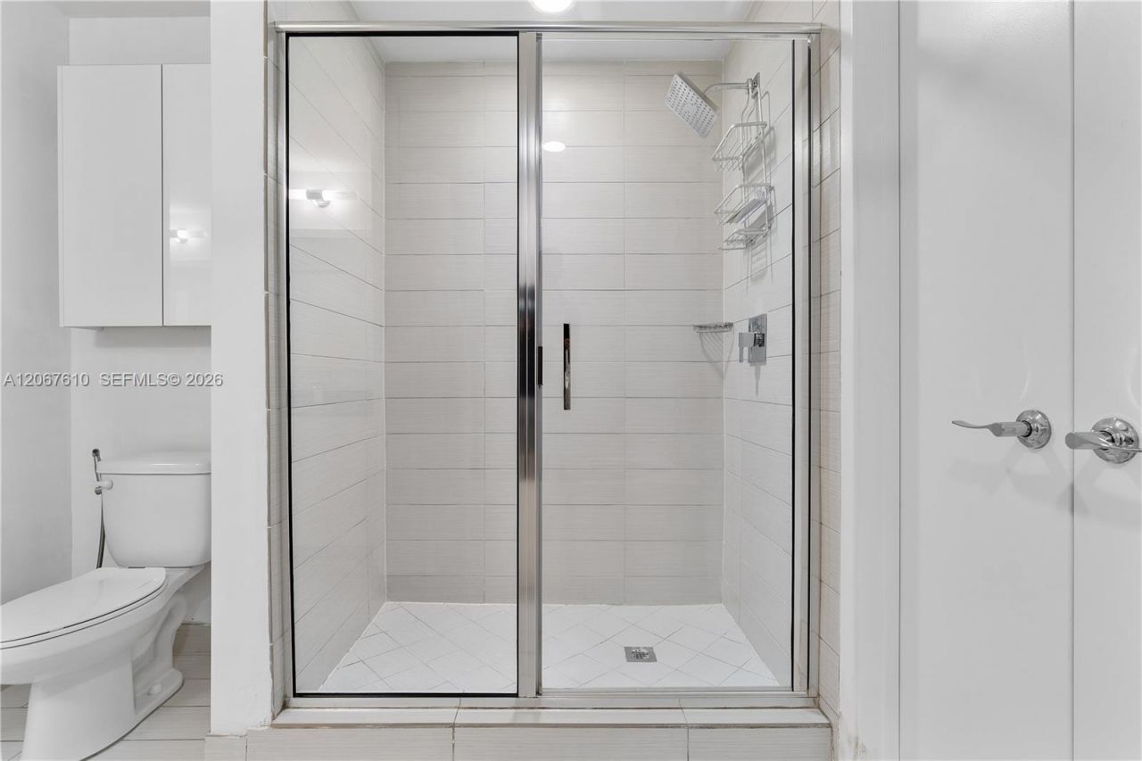999 SW 1st Ave , Unit 2115, Miami, FL 33130 Photo