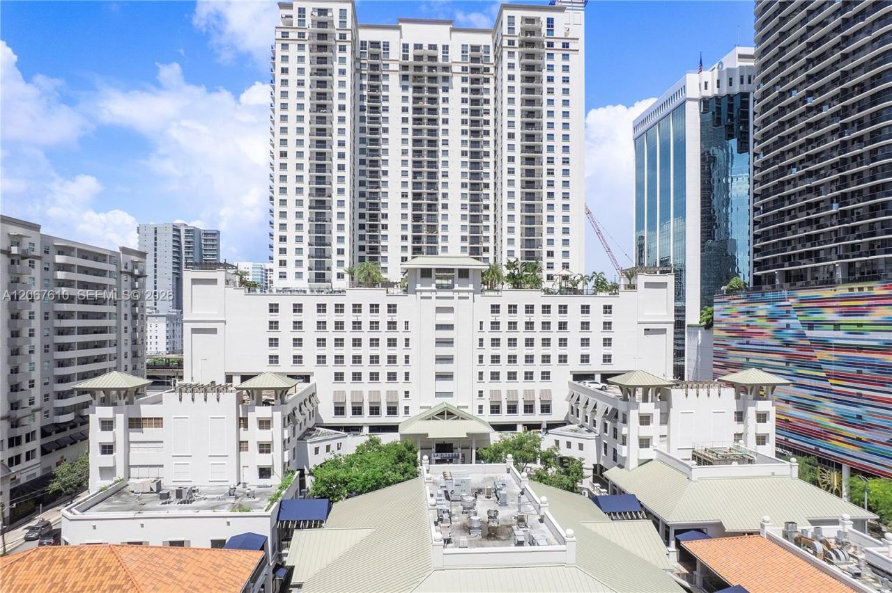999 SW 1st Ave , Unit 2115, Miami, FL 33130 Photo