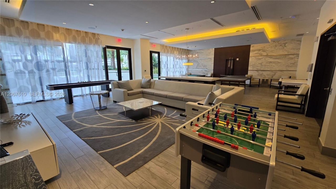 999 SW 1st Ave , Unit 2115, Miami, FL 33130 Photo