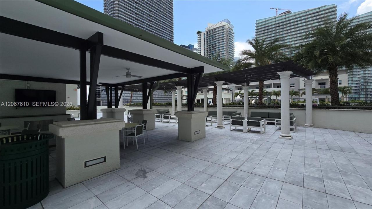 999 SW 1st Ave , Unit 2115, Miami, FL 33130 Photo