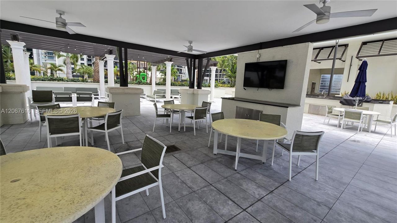 999 SW 1st Ave , Unit 2115, Miami, FL 33130 Photo