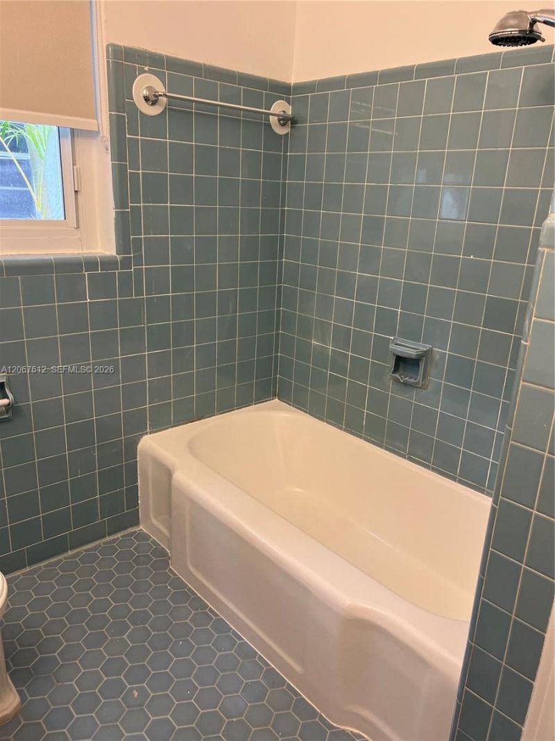 110 SW 30th Rd , Miami, FL 33129 Photo