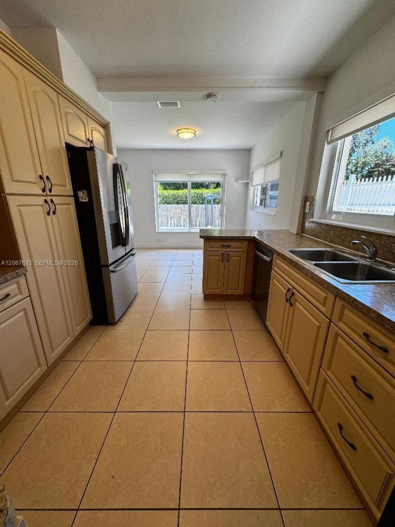 110 SW 30th Rd , Miami, FL 33129 Photo