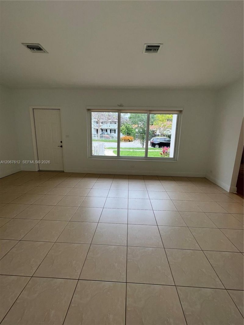 110 SW 30th Rd , Miami, FL 33129 Photo
