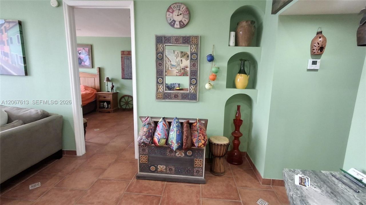 13499 Biscayne Blvd, Unit PH1712, North Miami, FL 33181 Photo