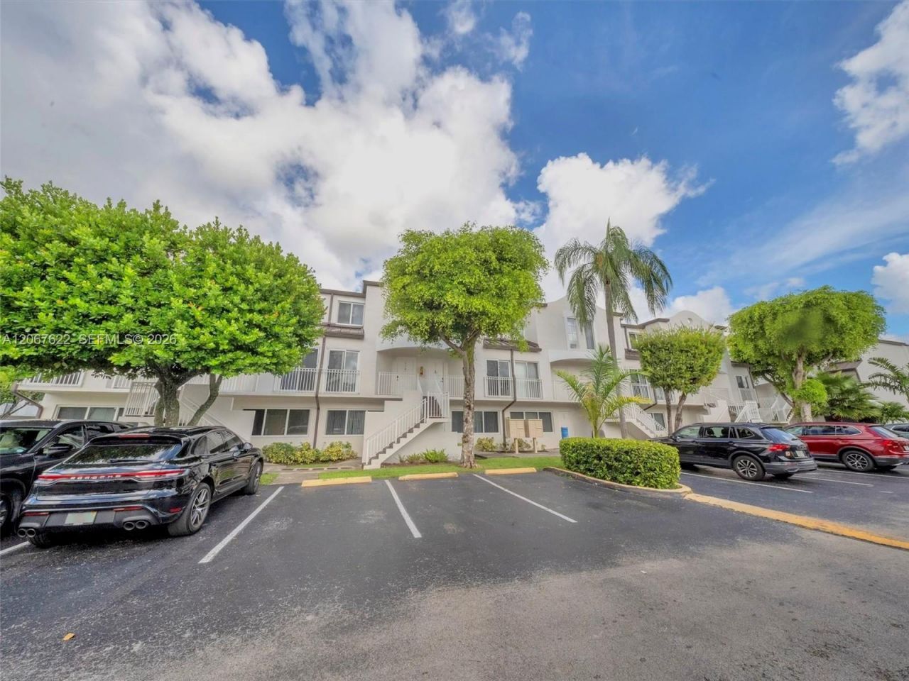 670 NW 85th Pl, Unit 11-104, Miami, FL 33126 Photo