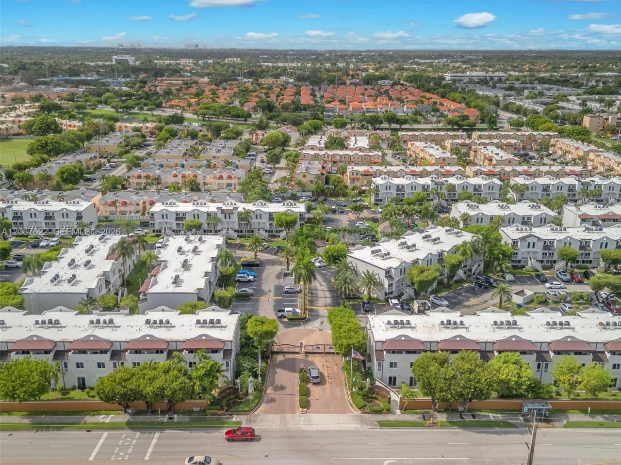 670 NW 85th Pl, Unit 11-104, Miami, FL 33126 Photo