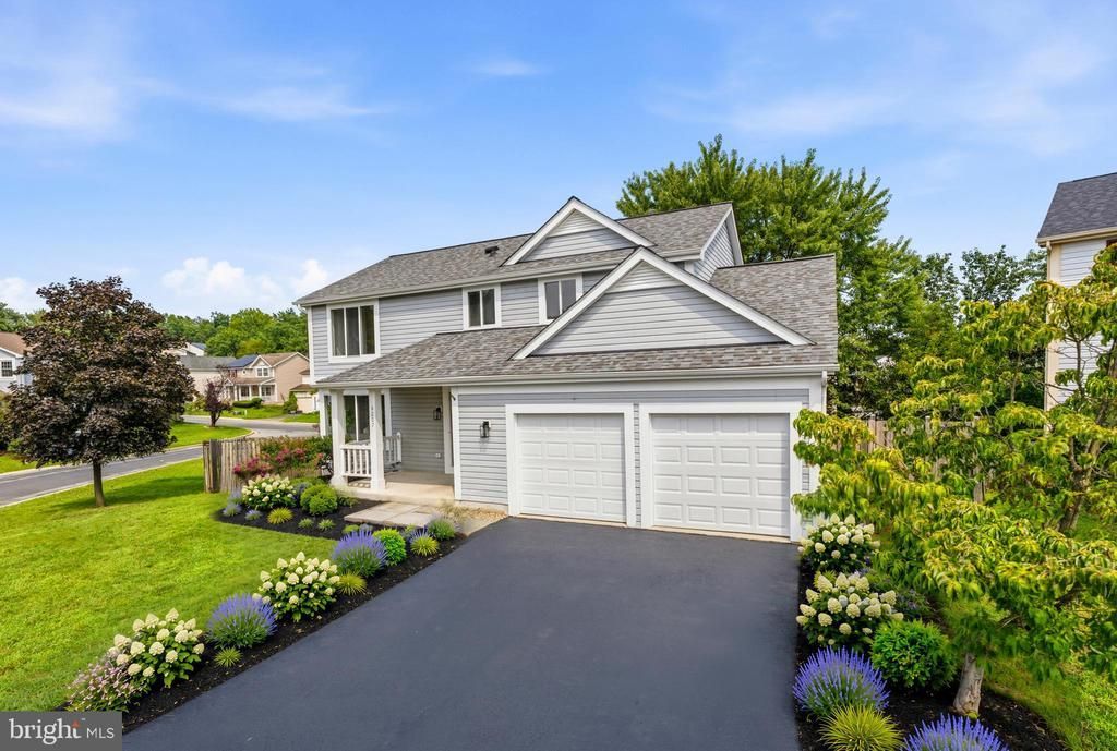 4207 FALCONWOOD PLACE, BURTONSVILLE, MD 20866