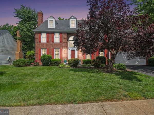811 AUTUMN BREEZE COURT, HERNDON, VA 20170