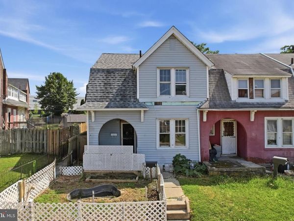 1 SPRUCE STREET , MARCUS HOOK, PA 19061