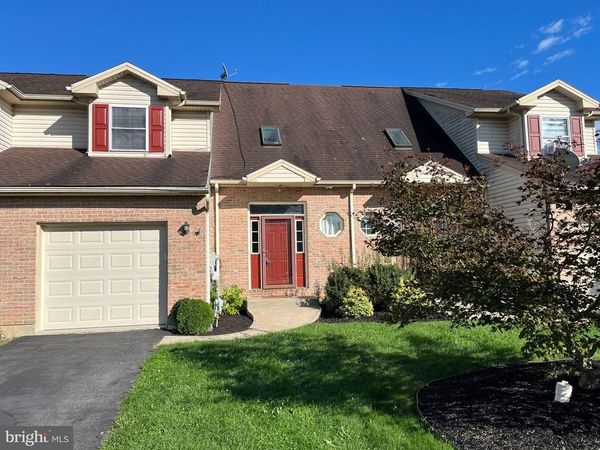 2635 MIDDLE WAY, EASTON, PA 18040