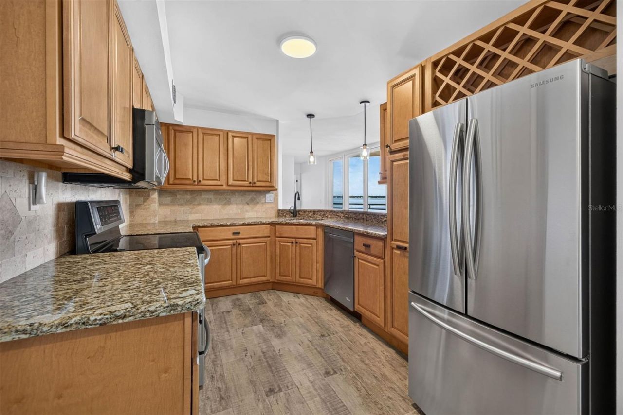 5541 Puerta Del Sol Boulevard S, Unit 412, Saint Petersburg, FL 33715 Photo
