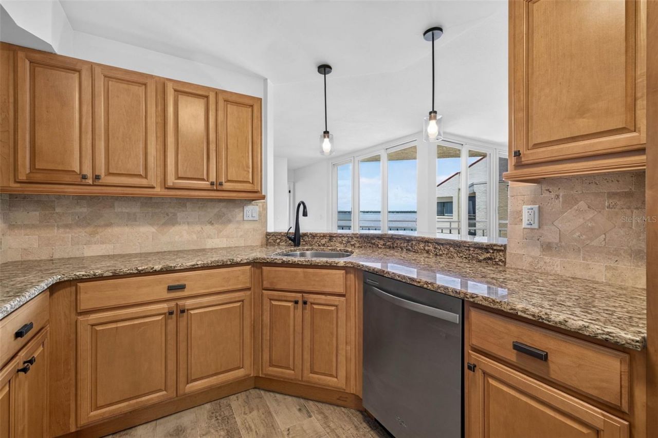 5541 Puerta Del Sol Boulevard S, Unit 412, Saint Petersburg, FL 33715 Photo
