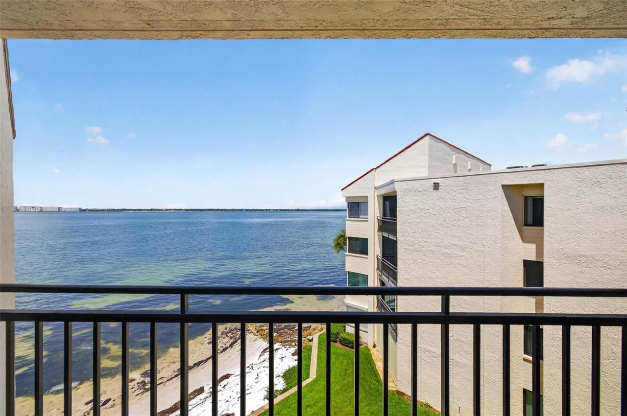 5541 Puerta Del Sol Boulevard S, Unit 412, Saint Petersburg, FL 33715 Photo