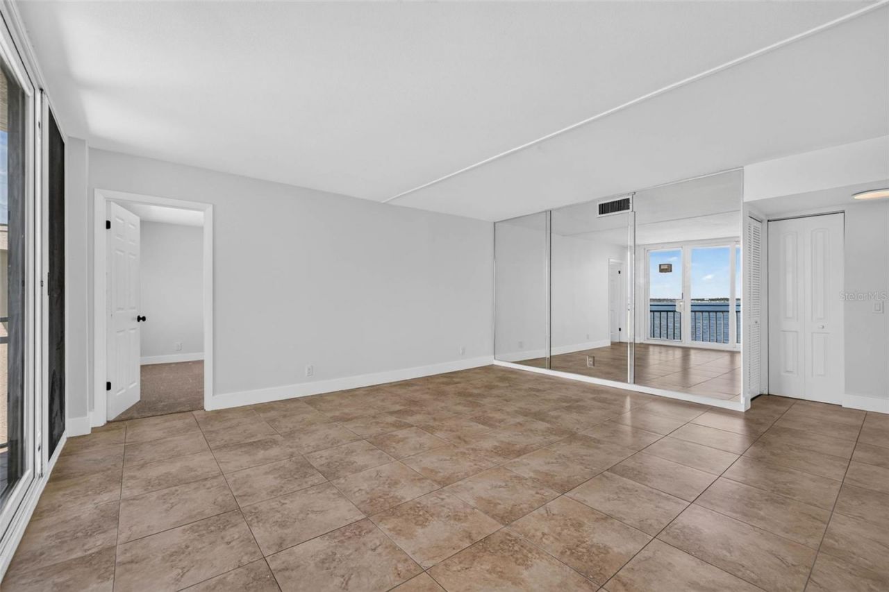 5541 Puerta Del Sol Boulevard S, Unit 412, Saint Petersburg, FL 33715 Photo