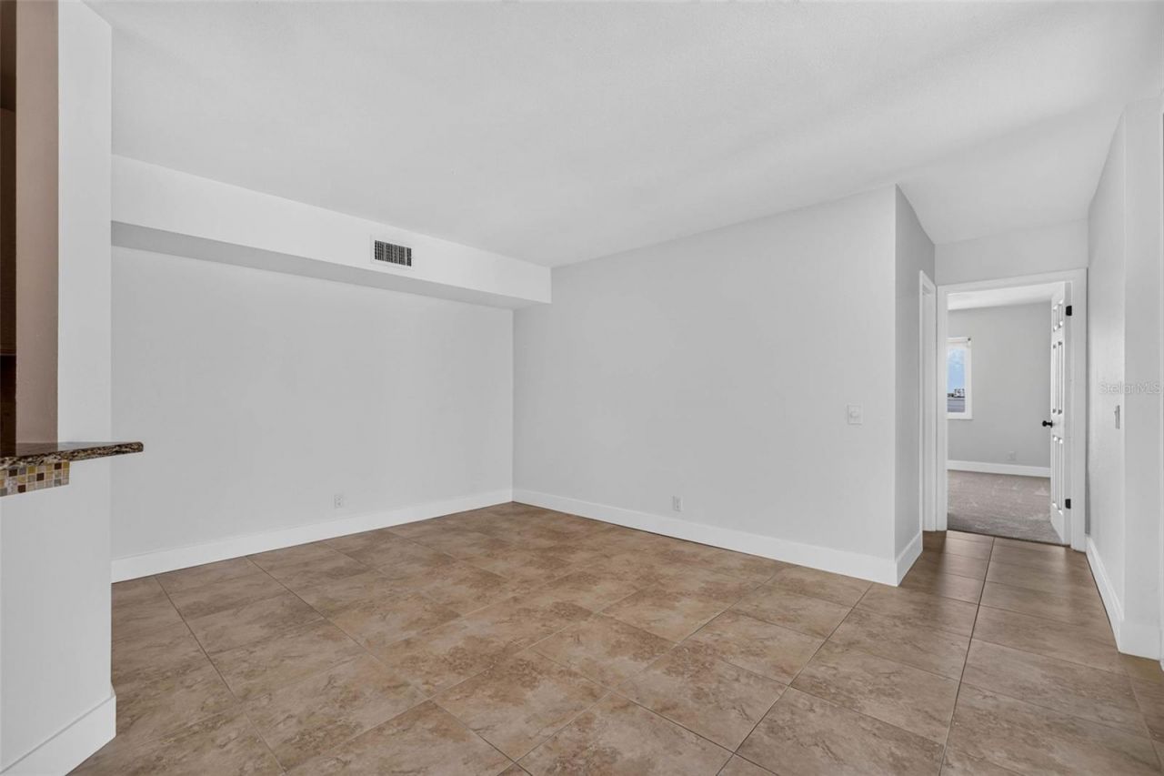 5541 Puerta Del Sol Boulevard S, Unit 412, Saint Petersburg, FL 33715 Photo