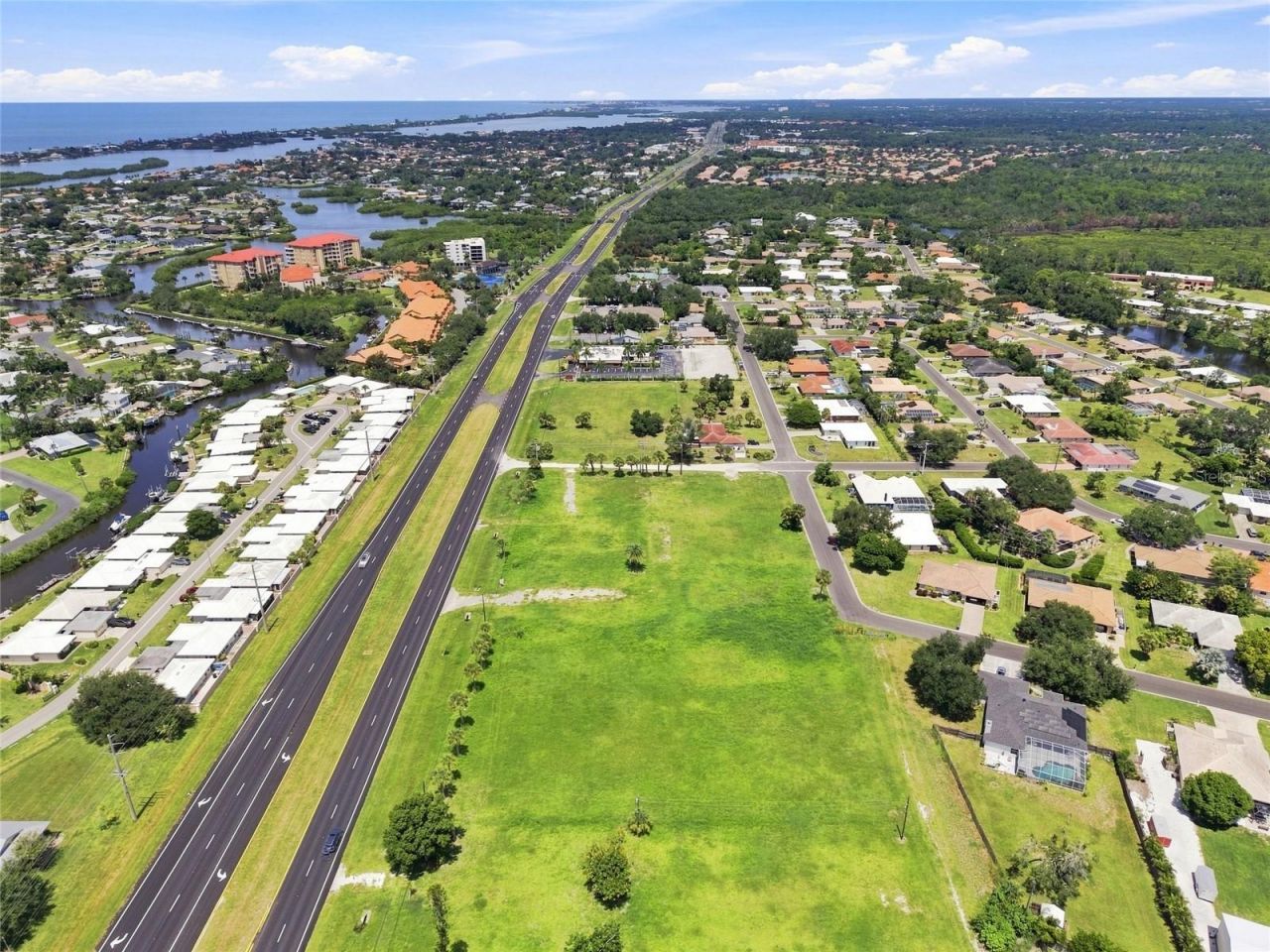 2301 S Tamiami Trail, Osprey, FL 34229 Photo