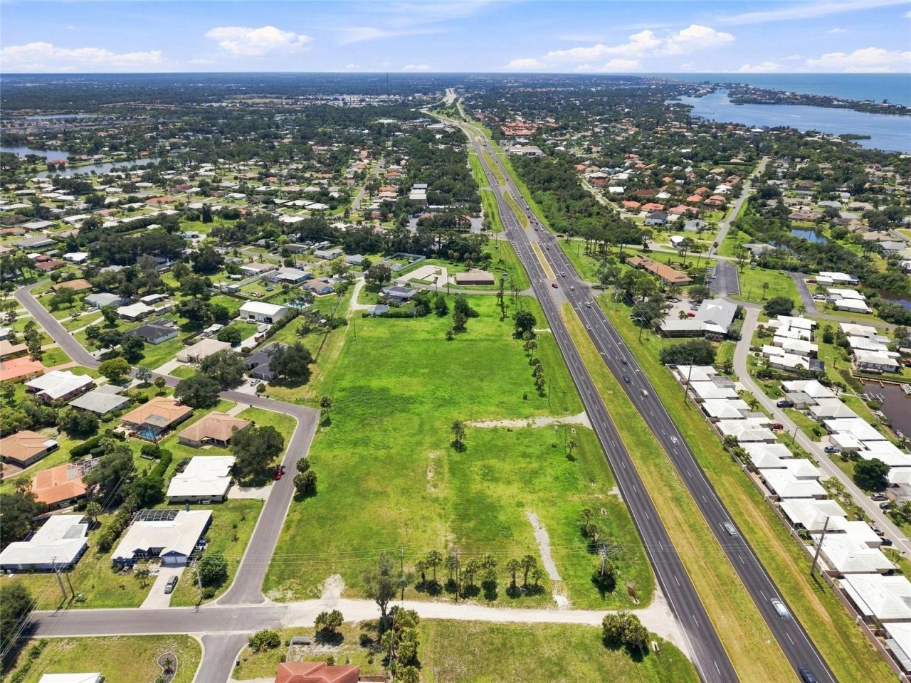 2301 S Tamiami Trail, Osprey, FL 34229 Photo
