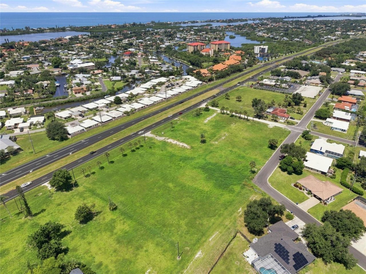 2301 S Tamiami Trail, Osprey, FL 34229 Photo