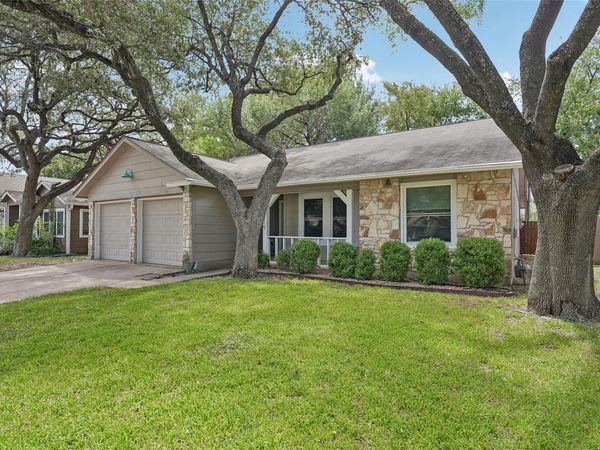 9729 Meadowheath DR, Austin, TX 78729