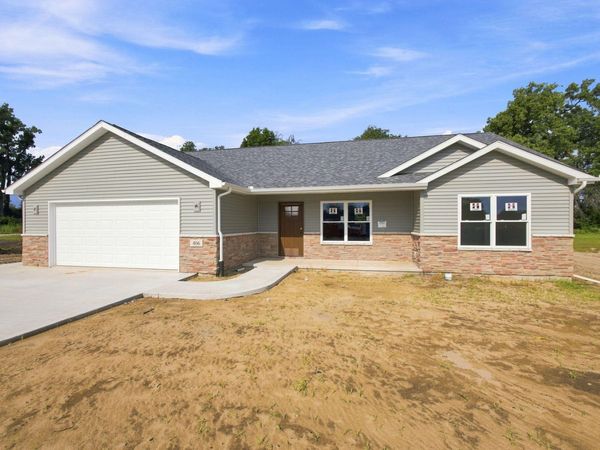 406 Kapok Street SW , DeMotte, IN 46310