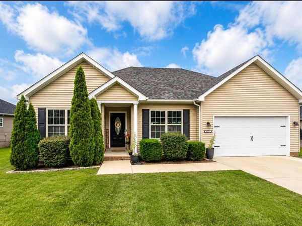 670 Moss Creek Avenue , Bowling Green, KY 42101