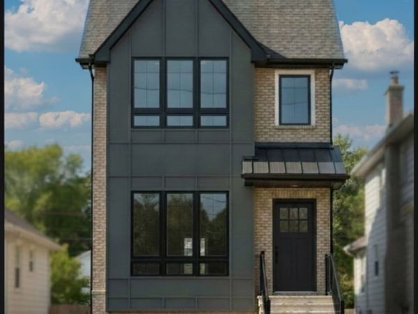 4026 N Hermitage Avenue , Chicago, IL 60613