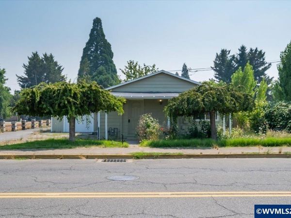 215 N Polk St, Independence, OR 97351