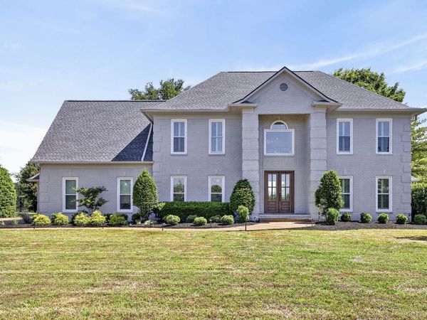 209 Barrington Ct W, Franklin, TN 37067