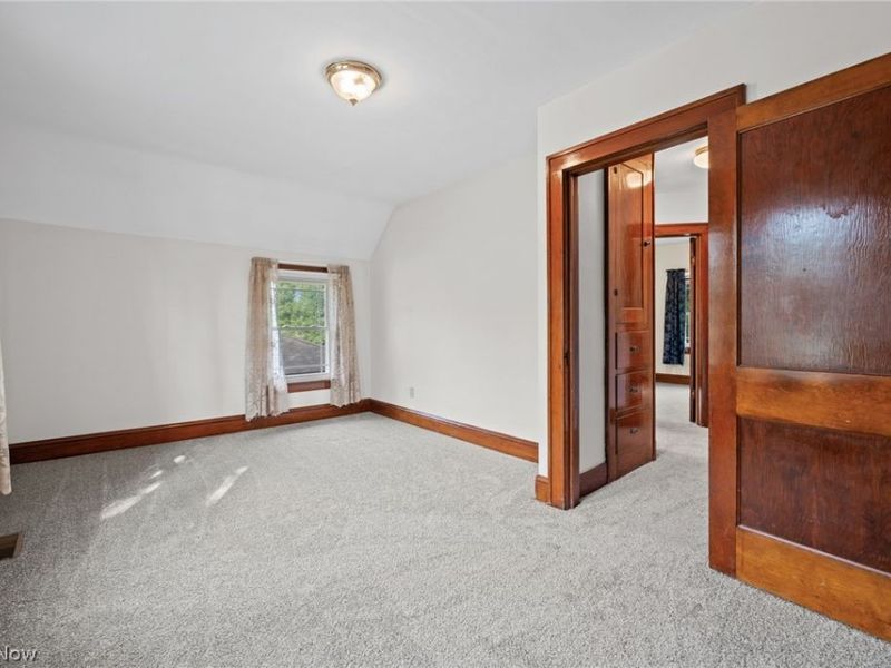 957 Cleveland Avenue , Amherst, OH 44001 Photo 17
