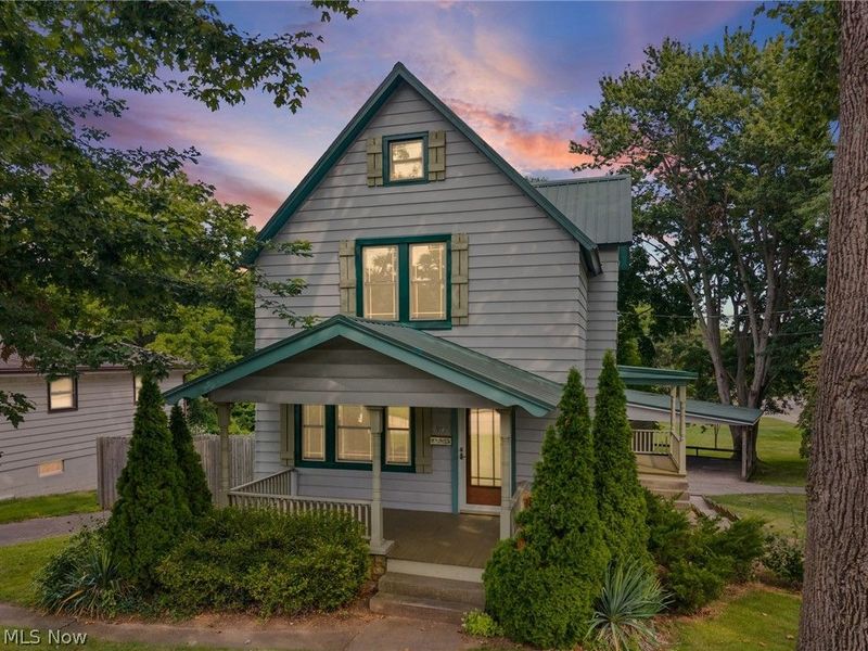 957 Cleveland Avenue , Amherst, OH 44001 Photo 2