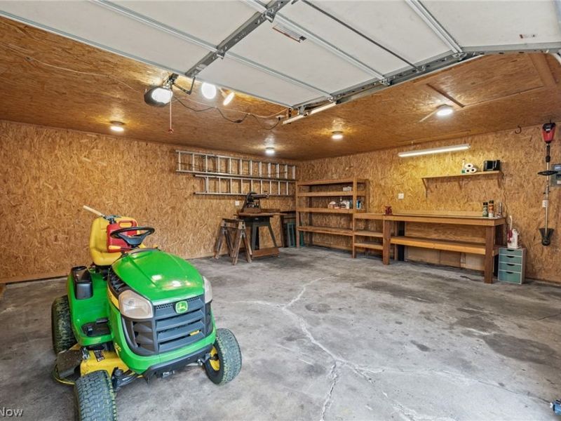 957 Cleveland Avenue , Amherst, OH 44001 Photo 32