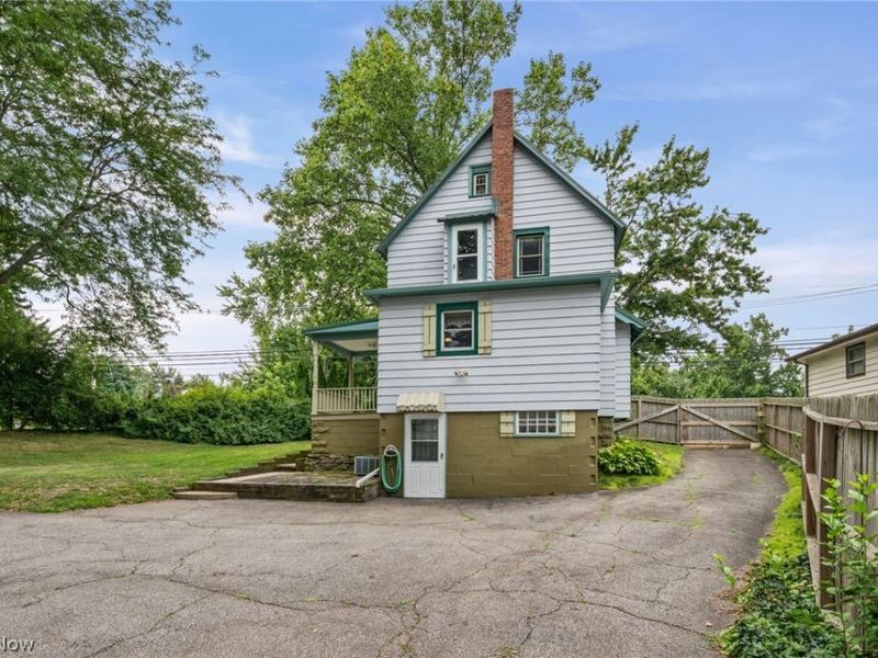 957 Cleveland Avenue , Amherst, OH 44001 Photo 37