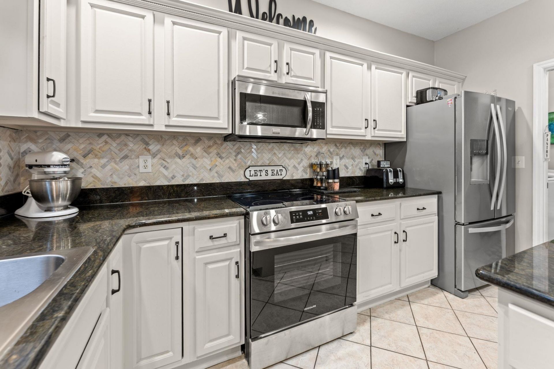 424 Blackberry Ln. Photo 13