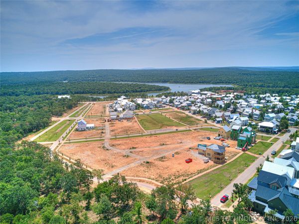 64 Boulevard , Carlton Landing, OK 74432