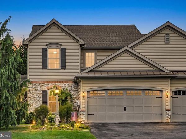 812 BRIAR EDGE CT, LEBANON, PA 17046