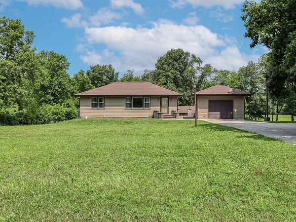 2115 MAPLE Road , Joliet, IL 60432