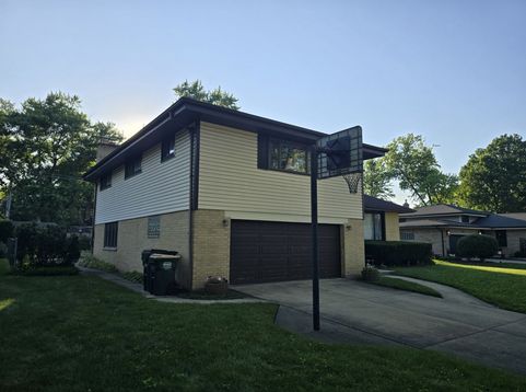 Main Photo