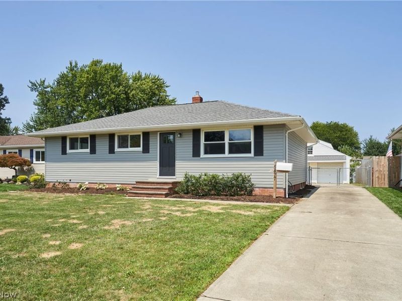 35477 Hobbie Drive, Eastlake, OH 44095 Photo 1