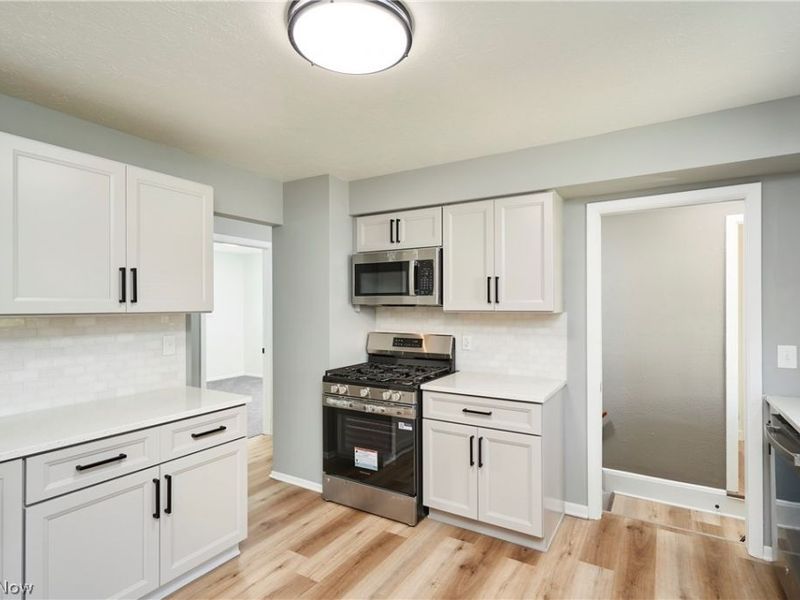 35477 Hobbie Drive, Eastlake, OH 44095 Photo 38